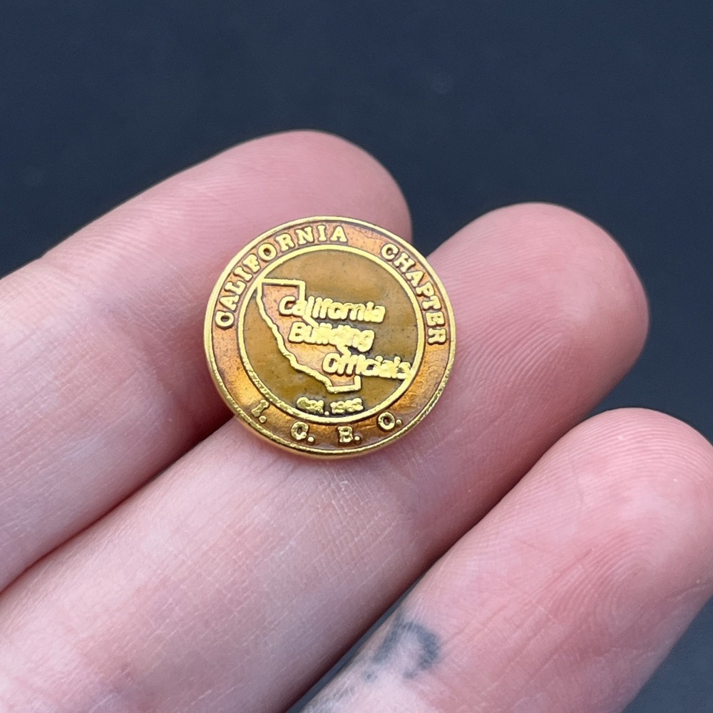 International Conference Of Building‎ Officials California ICBO Lapel Hat Pin